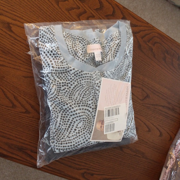 Stan Herman Other - NWT Microfleece Light Warmth PJs - BLUE/GREY